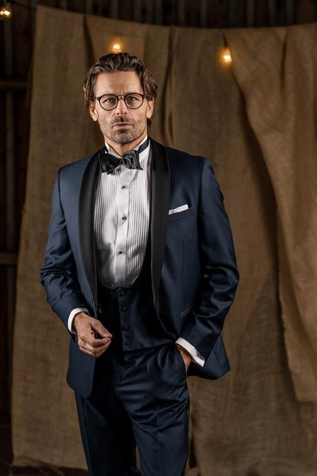 suit image